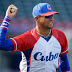 Yuliesky Gourriel rumbo a Japon para integrarse a DeNA Baystars 